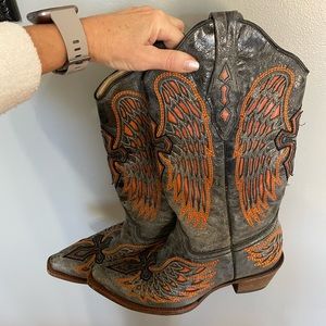 Corral Boots Size 7M Color Gray/Orange. Very Good Condition